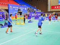 近300名羽毛球小将赛场竞风采，郑州市十二运会青少年组羽毛球赛事开拍