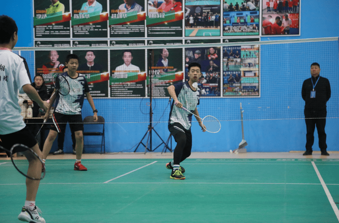 2023年河南省青少年U系列羽毛球比赛在郑开拍